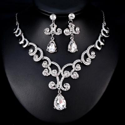 Lady Fashion Strass Anhänger Ohrringe Halskette Luxus Brautschmuck Set