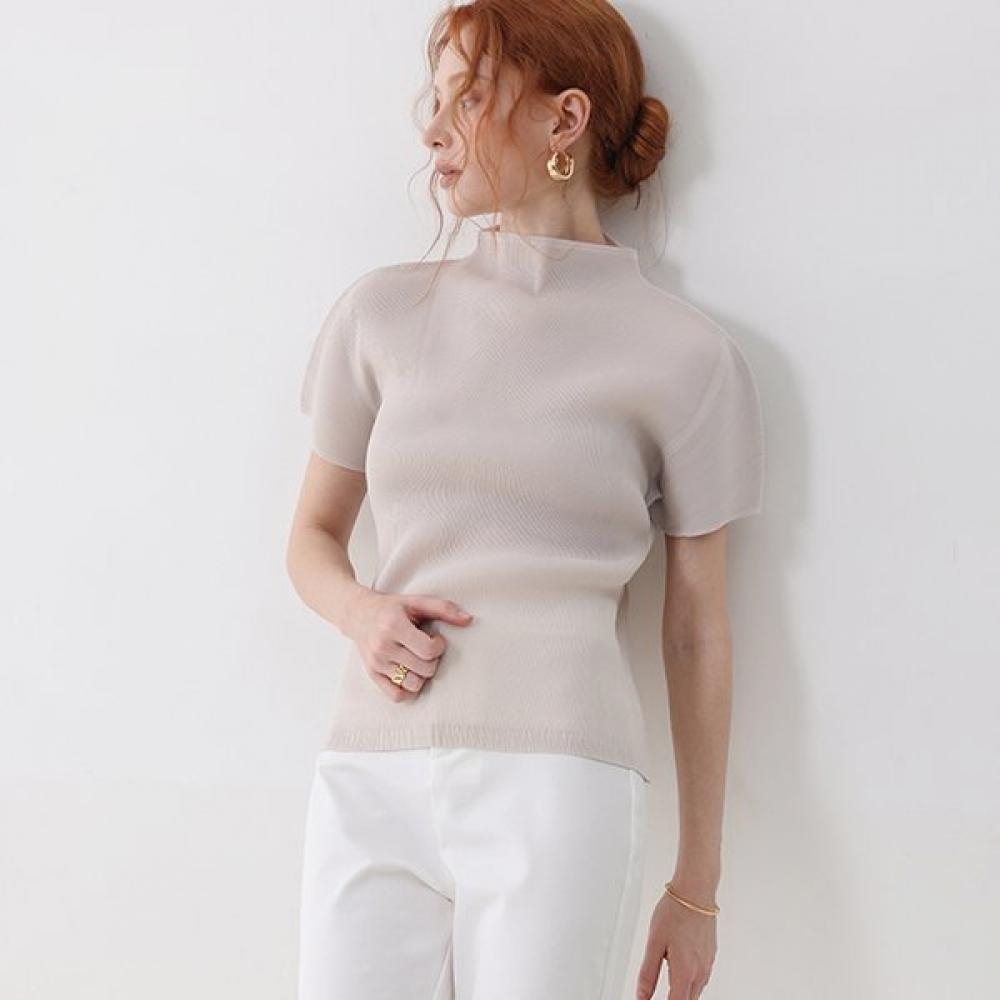 Plicemood Wani Half Neck Pleats Blouse FREE/LIGHT-BEIGE