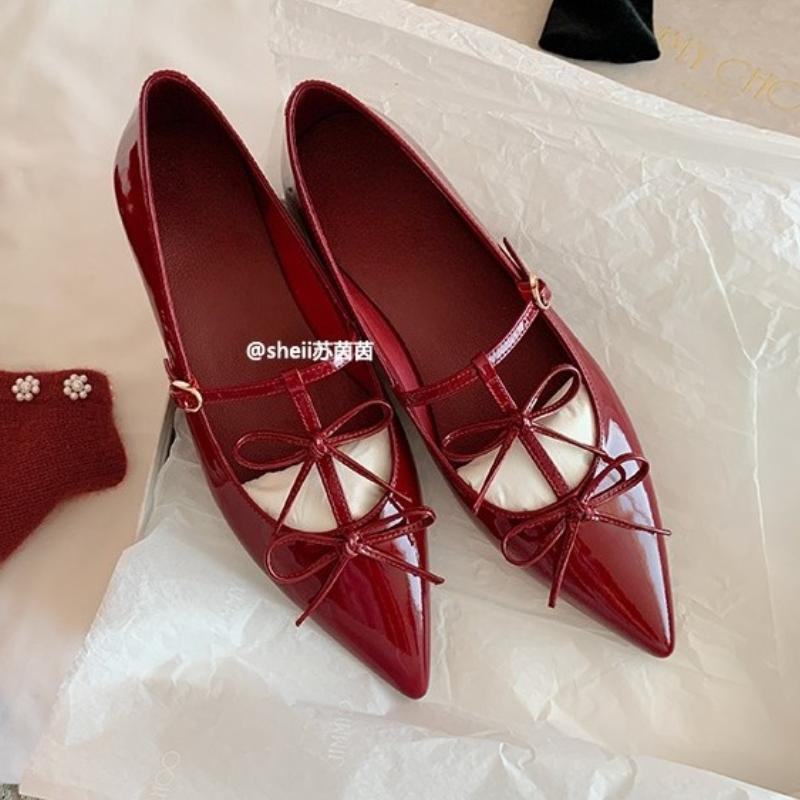 2025 T-strap Pointed Toe Flats Shoes Women Bowtie Buckle Strap PU Leather Elegant Red Mary Janes Shoes Ladies Party Black Pumps