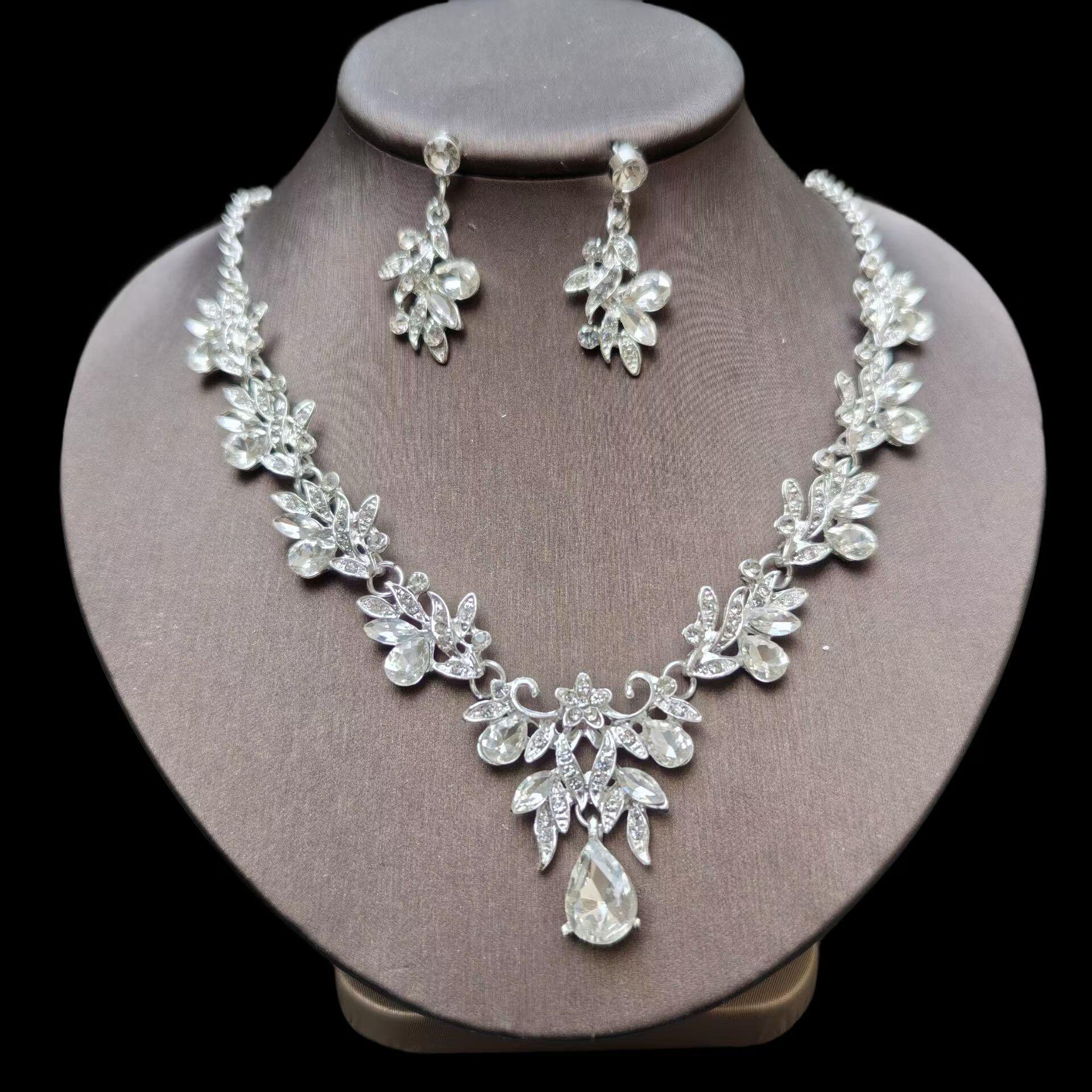 

Элегантный европейский и американский свадебный набор ожерелий - Свадебные ювелирные аксессуары из двух частей