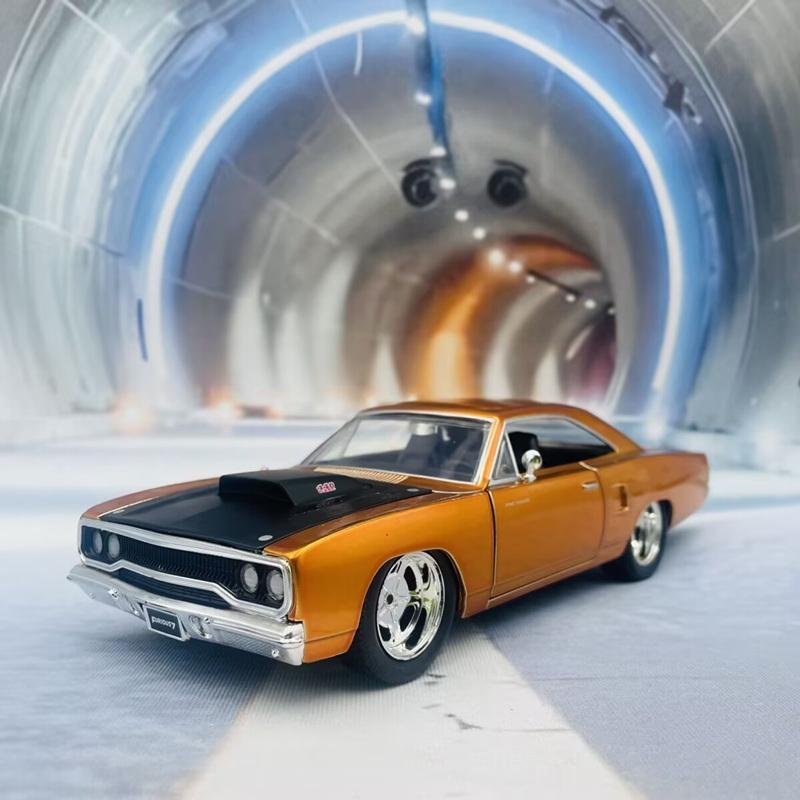 1/24 Plymouths Road Runner Alloy Sports Car Model Diecasts Metal Muscle Track Racing Car Vehicles Model Simitation Kids Toy Gift