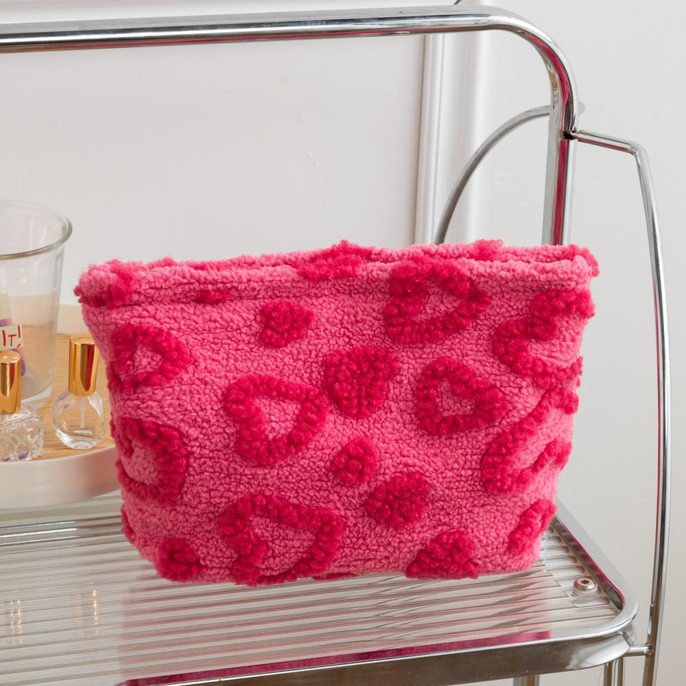 Plush Heart Pattern Travel Makeup Bag With Zipper For Women And Gift Use