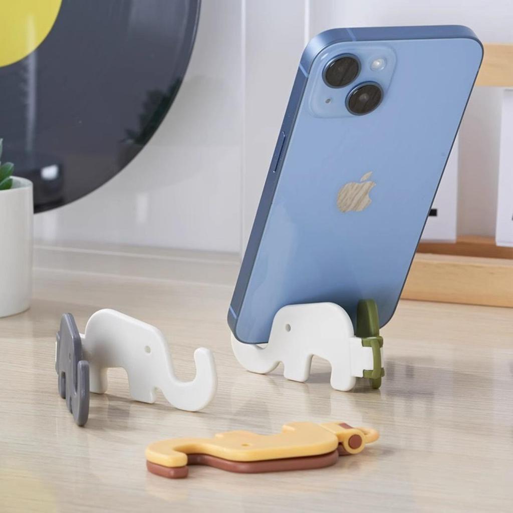 Cute Elephant Keychain - Portable Mini Phone Stand & Holder