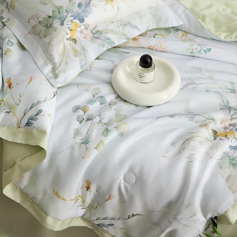 Woodpecker Tencel Summer Quilt