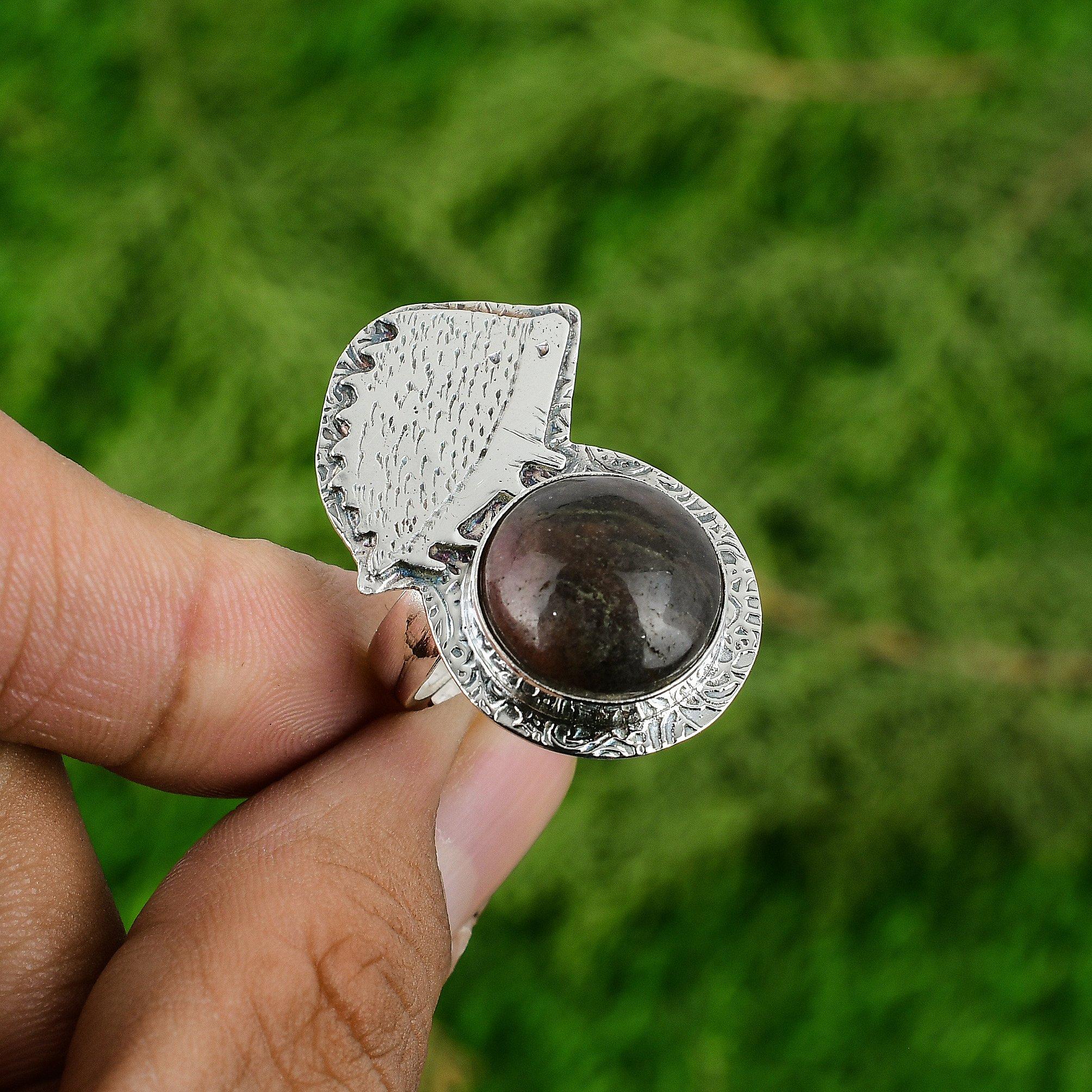 

Strawberry Quartz Gemstone Bezel Elegant Trendy Solitaire Ethnic Ring 925 Silver Adjustable