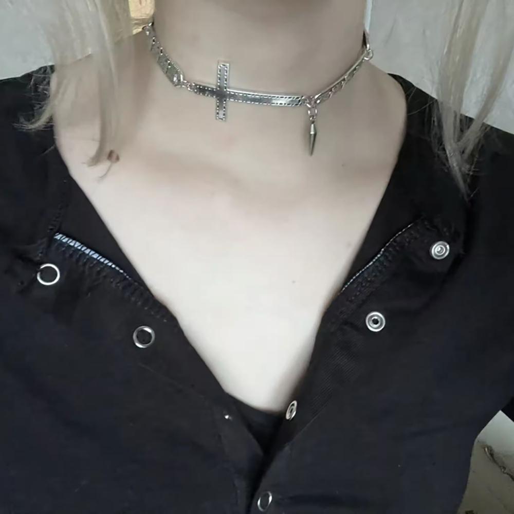 Vintage Silver Color Spliced Cross Rivet Choker Necklace Punk Grunge Rock Cool Necklace Women Y2k Korean Fashion Choker Necklace