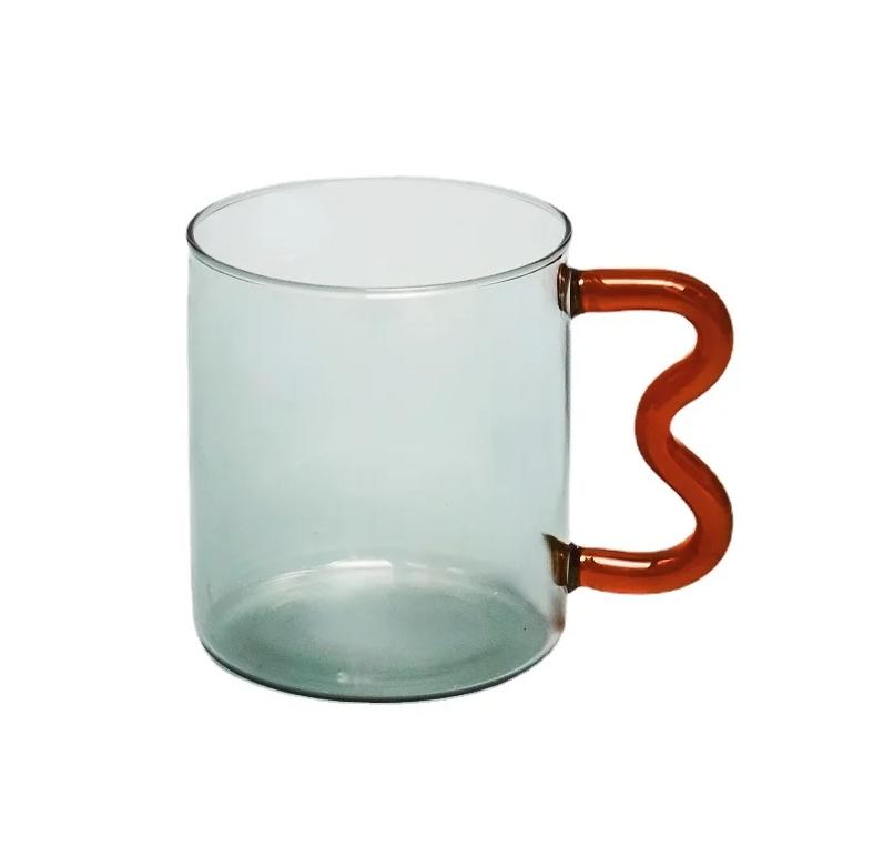 Barevné sklenice Originální design Barevný vlnitý ucho Skleněný hrnek Ručně vyráběný Jednoduchá vlna Kávový šálek na vodu