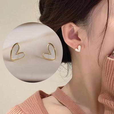 Advanced Love Earstuds | Women's Delicate and Luxurious Earrings, with A Niche Design That Doesn't Clash, Full of Elegant Temperament