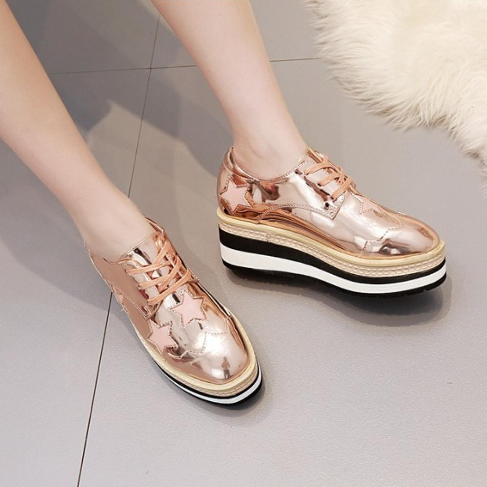 2026 Autumn Women Lace‑Up Wedge Platform Pumps, British Style Star Decor Striped Thick‑Sole Invisible Height‑Increase Waterproof Platform Casual Shoes