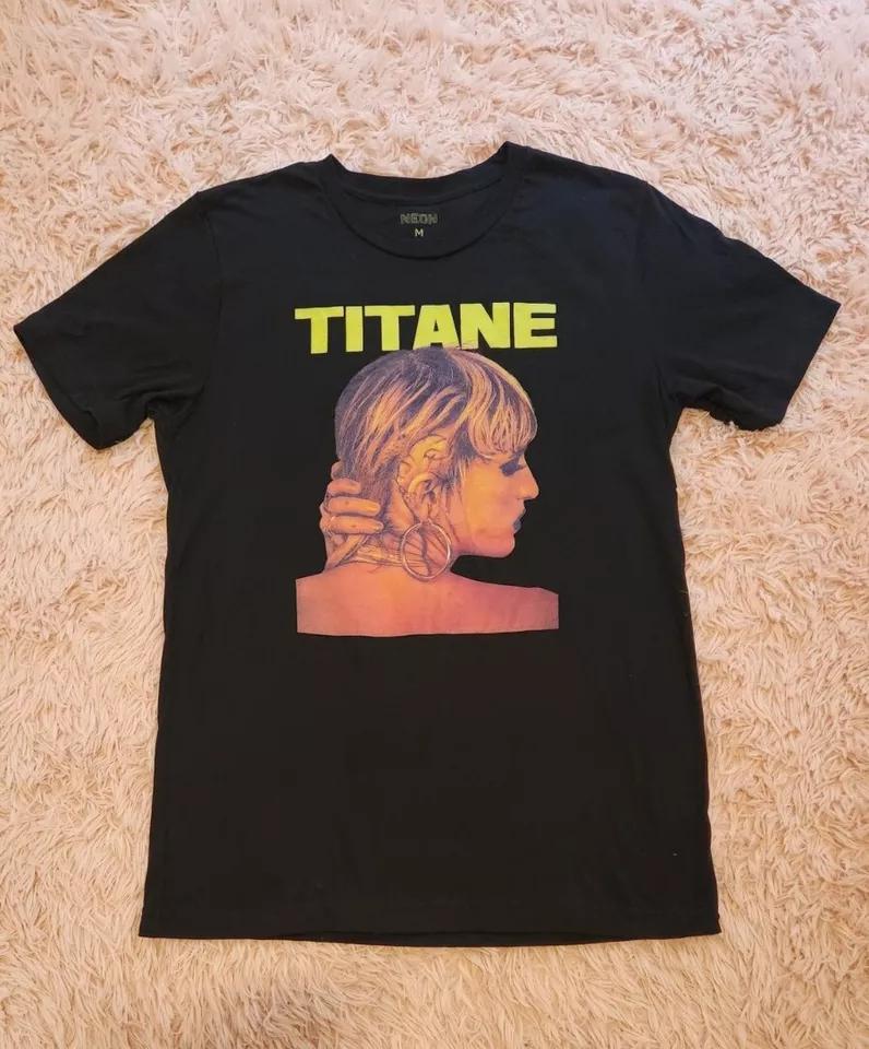 

Titane, Julia Ducournau, Agathe Rousselle, 2021 - HQ Movie Print T-Shirt, Heavyweight Unisex Crewneck 2XL