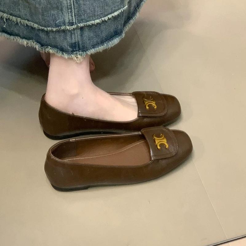 Women's fashion casual comfortable soles women's white imitation leather elastic new metal letter one-foot flat ballet shoes