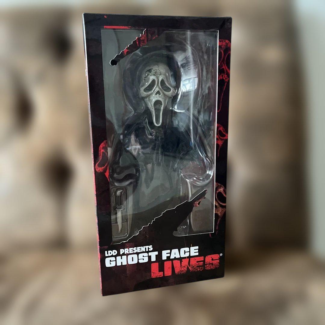 

[USED] Living Dead Dolls Icons of Halloween Ghost Face Figure
