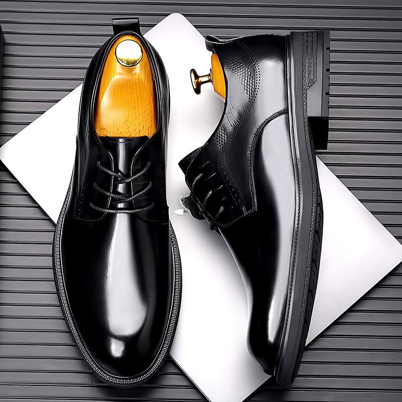 Men's British Style Genuine Leather Oxford Shoes for Formal and Wedding Events