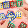 Portachiavi Tris XO: Gioco da tavolo educativo in plastica Go-Moku per studenti