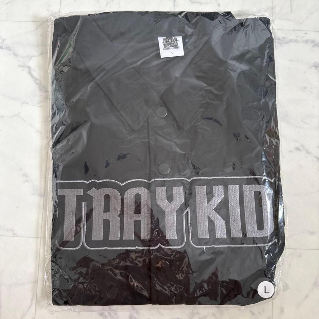 [USED] Stray Kids SKZ TOY WORLD COACH JACKETL