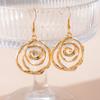 Europa und Amerika Metall Spiral Haken Ohrringe für Damen Persönlichkeit Kreisförmige Hohl Ohrringe Gothic Party Schmuck Geschenke