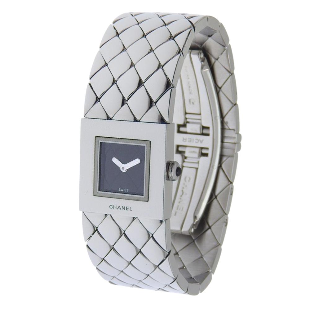 Chanel Matelasse Watches H0009 Silver blackDial Stainless Steel Quartz Analog Display Women Used