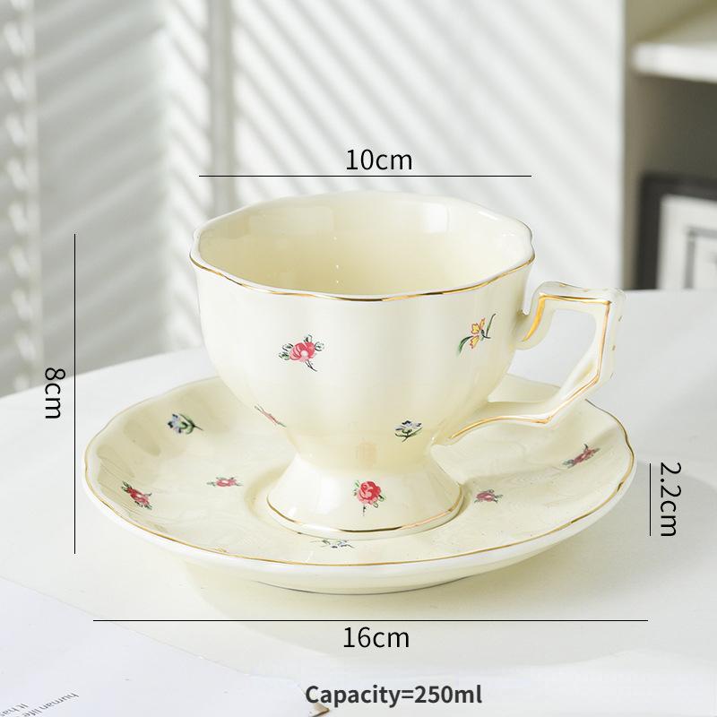 Taza y plato de café de cerámica de flores pequeñas vintage de Phnom Penh francés para té de la tarde