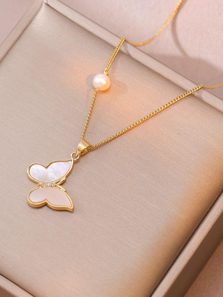 Butterfly Necklace with Color-Retaining Zircon - Fashionable, Versatile Women's Jewelry Accessory.