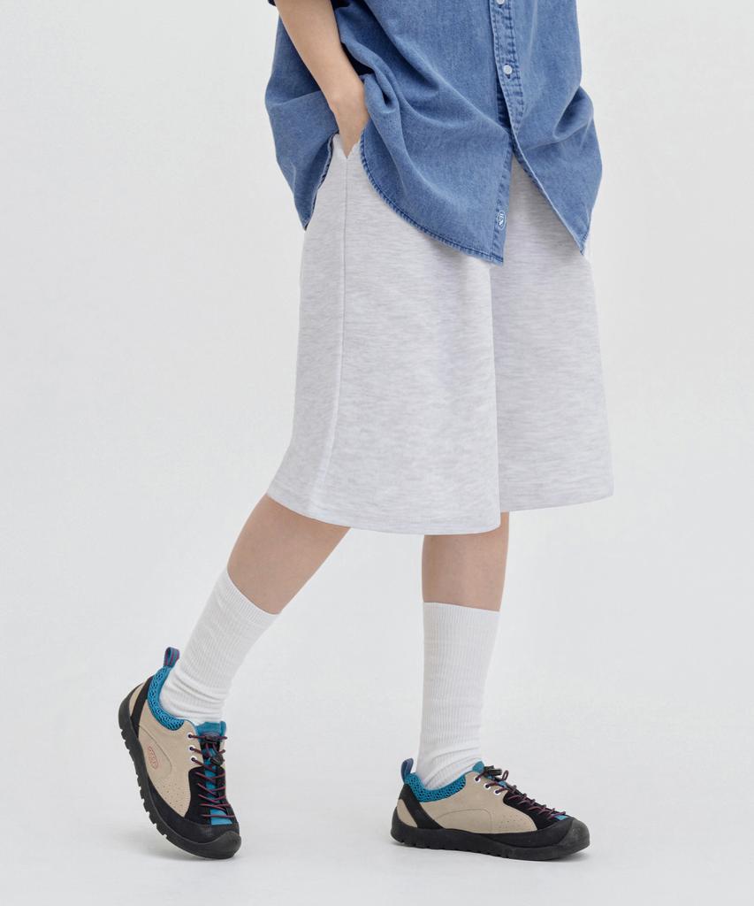 LEMAIN SECOND Bermuda Wide One-Pleat Sweat Shorts [White Melange]