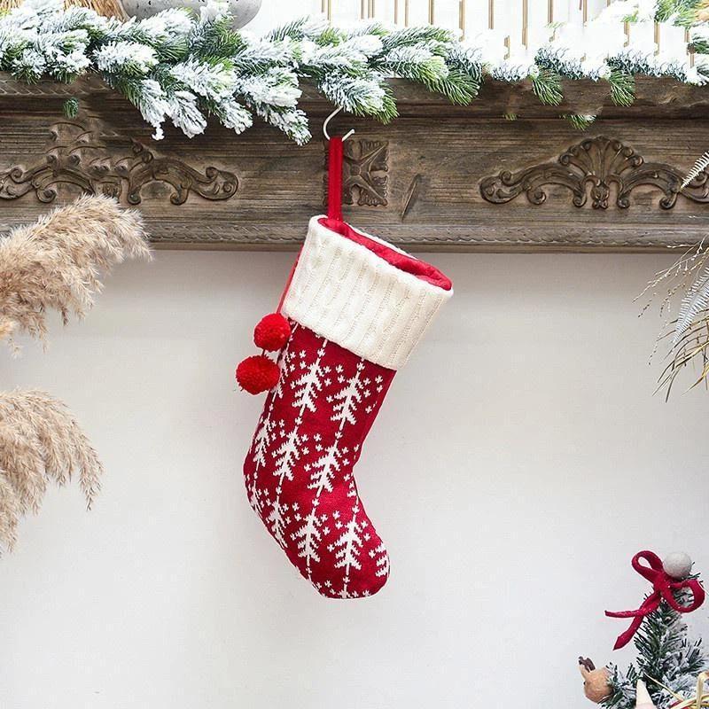 

1 Pcs New Christmas Ornaments Knitted Christmas Stockings Yarn Socks Red And White Elk Gift Bag Children Gift Bag Decorate
