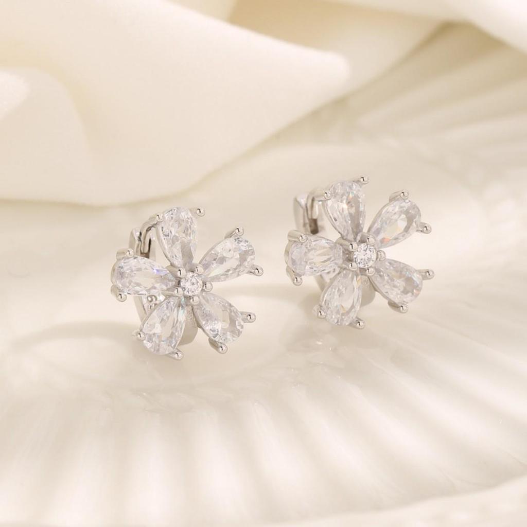 Cherry Blossom Stud Earrings - Simple Silver Fashion Jewelry