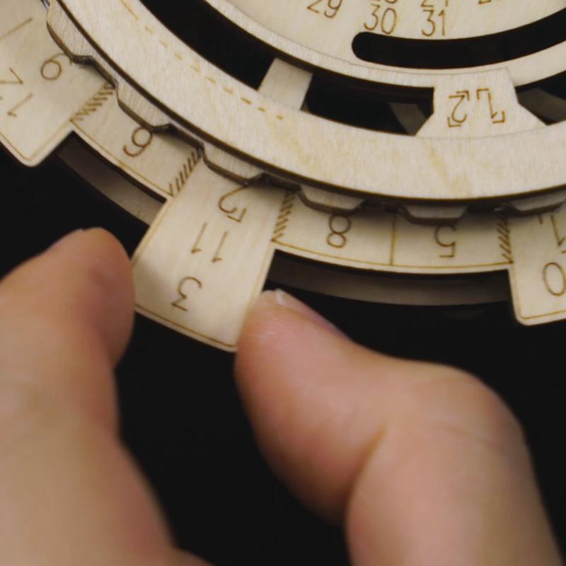 Creative DIY Perpetual Calendar Wooden Model Building Kits Assembly Toy Gift for Children Adult