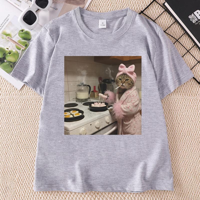 Funny Housewife Cat TShirt Vintage Cat Gen Z Joke TShirts Funny Kitty Cool Short Sleeve Tshirts Unisex Funny Clothing Tops