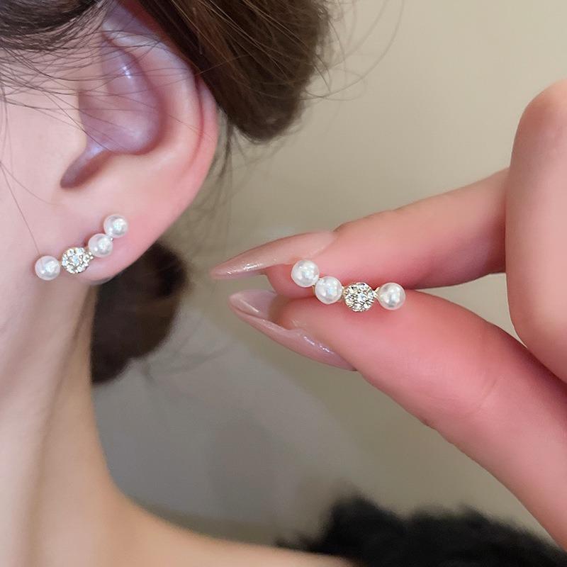 Silver Needle Zircon Flower Pearl Stud Earrings Exquisite Light Luxury High-end Earrings Niche White Versatile Earrings