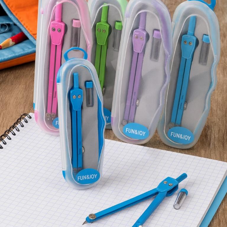 Cyrkiel Metalowy Szkolny Geometryczny W Etui Z Wymiennym Wkładem