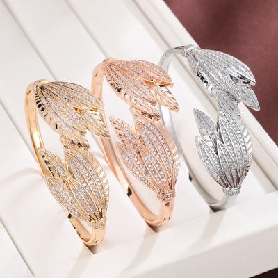 High-end Atmospheric Feather Leaf Women's Open Bracelet Fashionable Temperament Bracelet