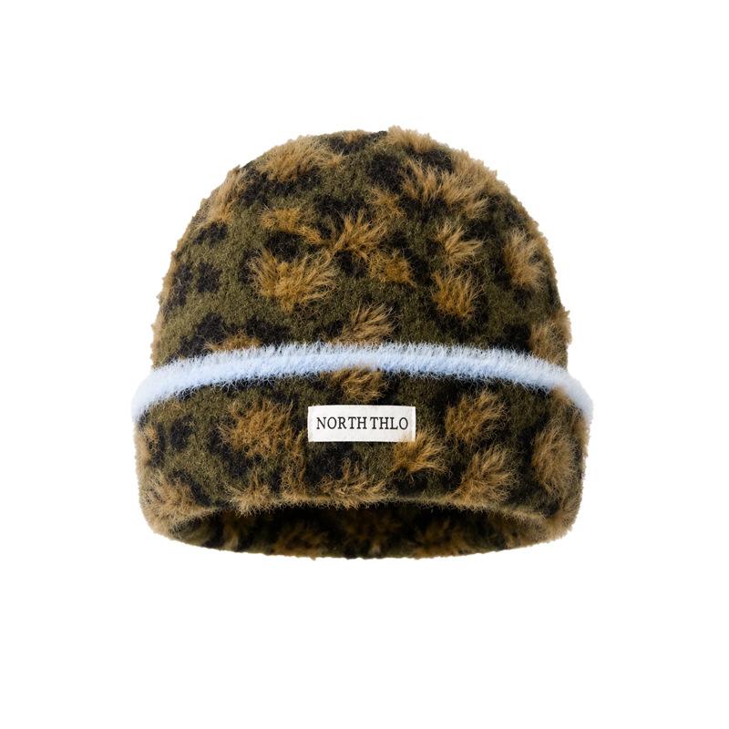 2026 autumn and winter new Korean leopard print knitted hat big head circumference showing face small wool hat fashionable versatile casual cold hat