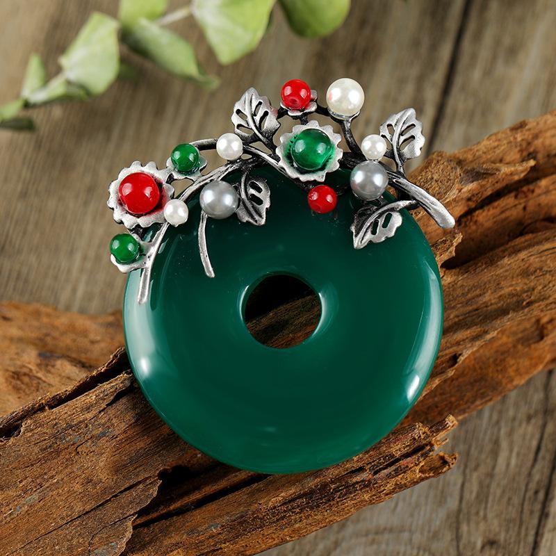 Retro natural agate safety buckle brooch women's high-end temperament elegant versatile pin coat coat corsage accessories