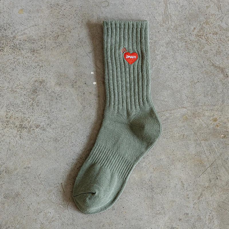 Embroidered Heart Men's Mid-Calf Cotton Socks: Korean Style, Trendy Hip-Hop, Breathable, Black & White for Autumn & Winter