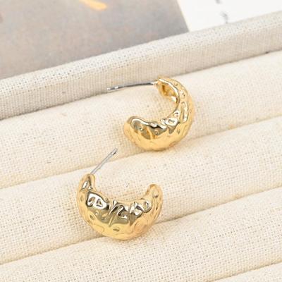 S925 Silver Textured Cold-Style Stud Earrings: High-End Design for Women