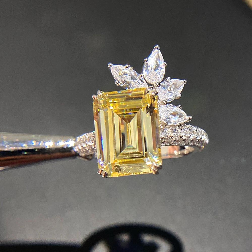 Temperament Square Yellow Cubic Zirconia Ring for Women Luxury Colored Wedding Bands  Party 2025 New Fashion Jewelry