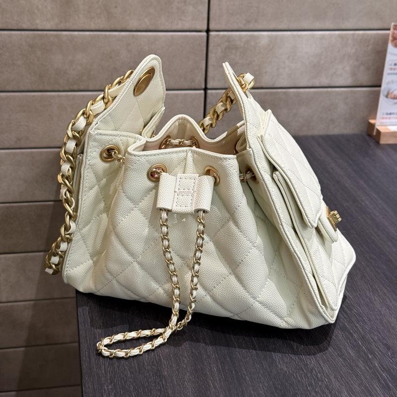 25 Novas bolsas femininas de couro padrão caviar padrão bola grande capacidade bolsa hippie hobo corrente diamante cordão axila