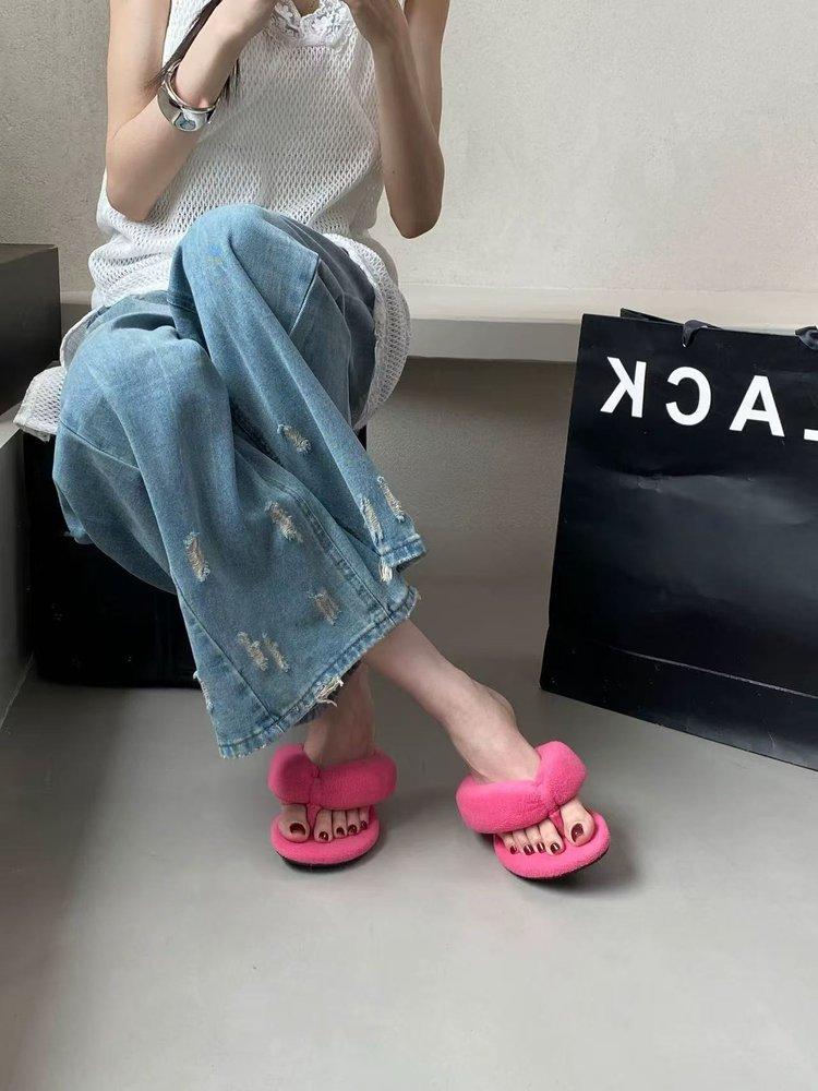 New Footwear Flock Women Wedges Slippers Flip Flops Fashion Round Toe Ladies Wedges Toe Clip High Heel Shoes Female Sandals