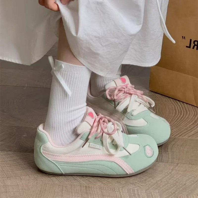 Women's new platform white shoes versatile niche shoes student soft baseplate shoes