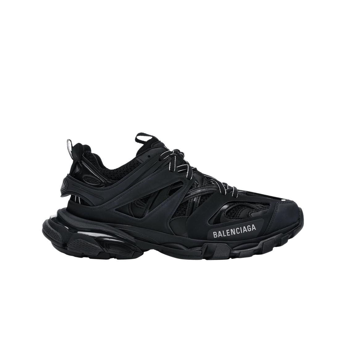 

(в) Кроссовки Balenciaga Track Triple Black EU 34W