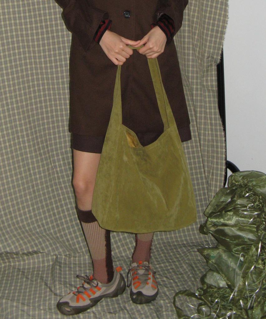 Pote 0007 Layered Pouch Hobo Bag_Suede Olive