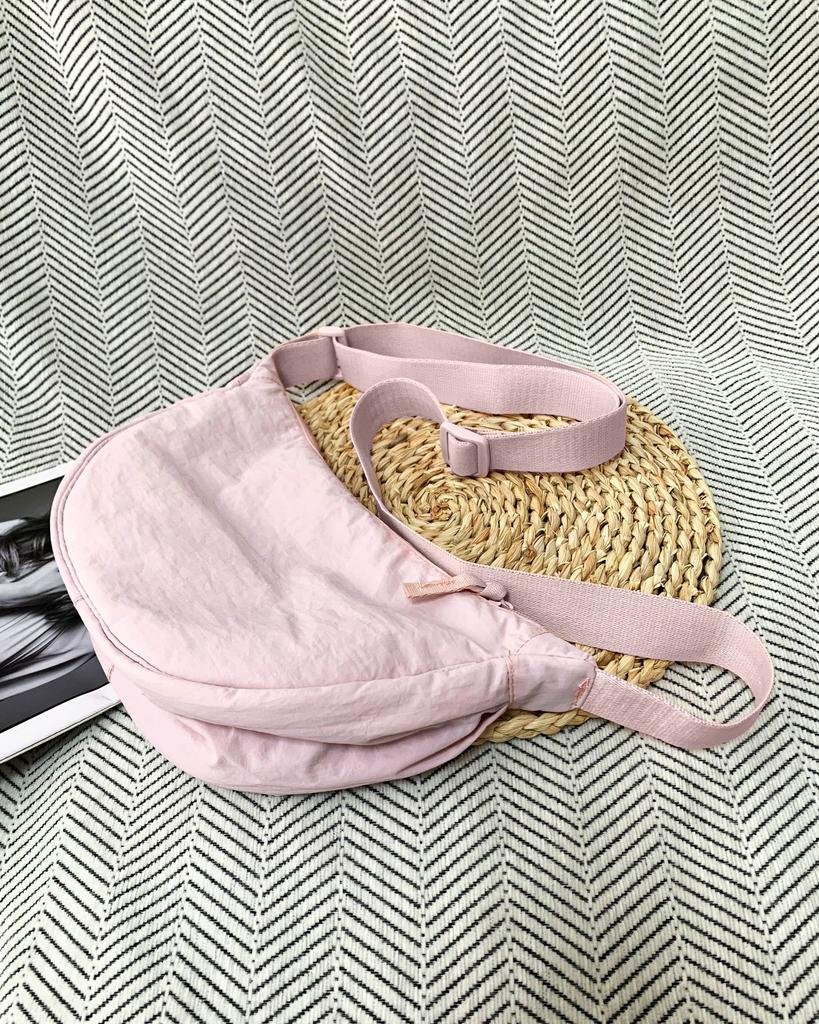 Einfache Nylon Messenger Bags für Damen Tragbare einfarbige Damen Hobo Schultertaschen Tragbare Reise-Achseltaschen Handtaschen