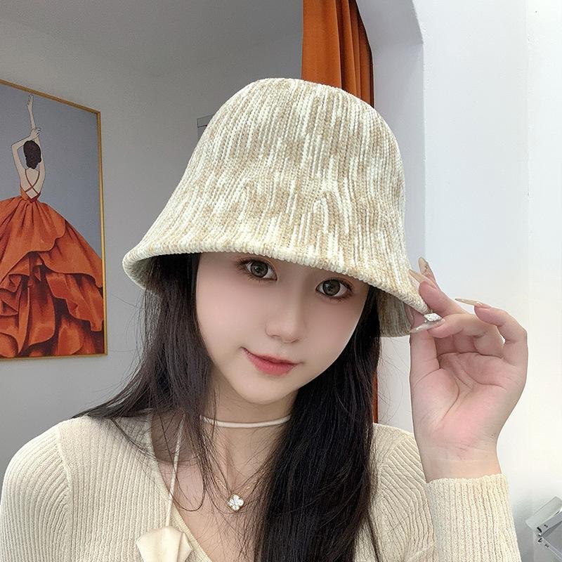 Autumn and Winter New Versatile Bucket Hat Outdoor Cold Ear Protection Basin Hat Student Fashion Face Small Plaid Bucket Hat