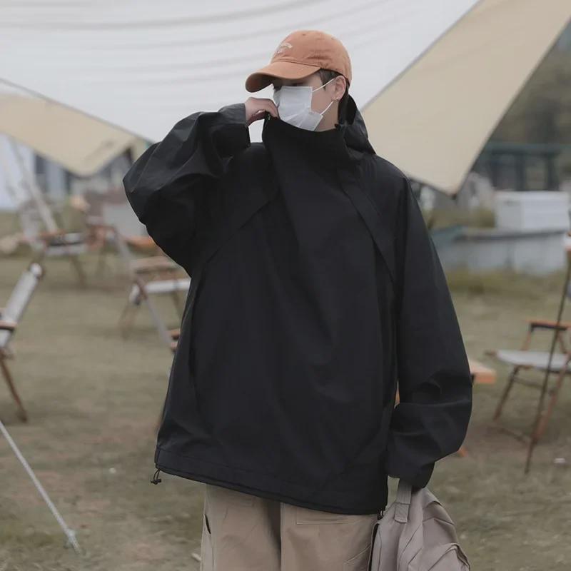 Pánská trendy černá bunda Warrior s kapucí – větruvzdorná a voděodolná, ideální na jaro a podzim