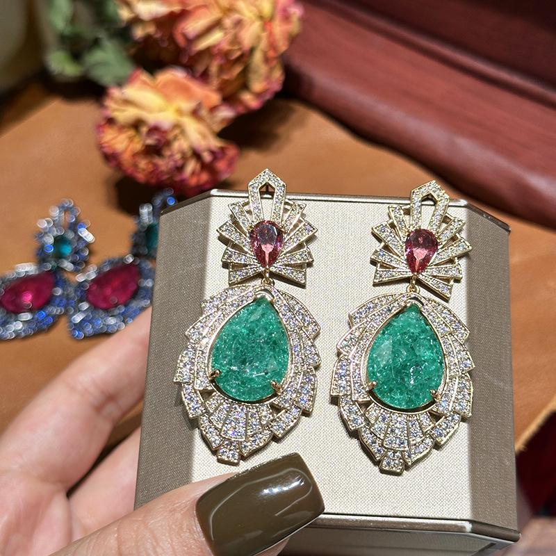 Women's Light Luxury Design Elegant Inlaid Zircon Water Droplet Long Earrings Fashionable And Versatile Niche Design Earrings