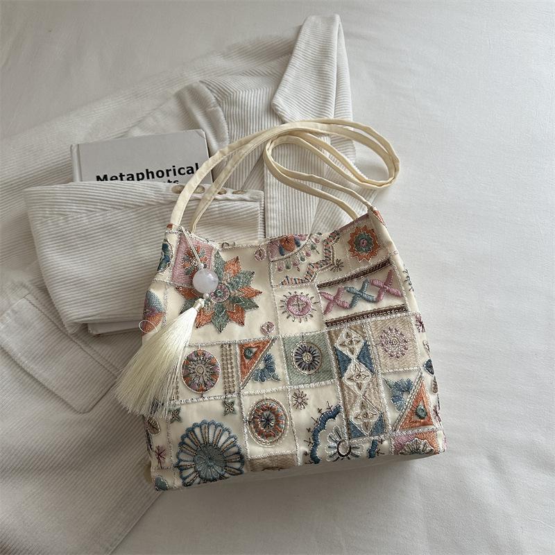 Borsa a Spalla Ricamata in Stile Etnico, alla Moda e Elegante, con Design a Tracolla Inclinata, Stile Borsa a Secchiello