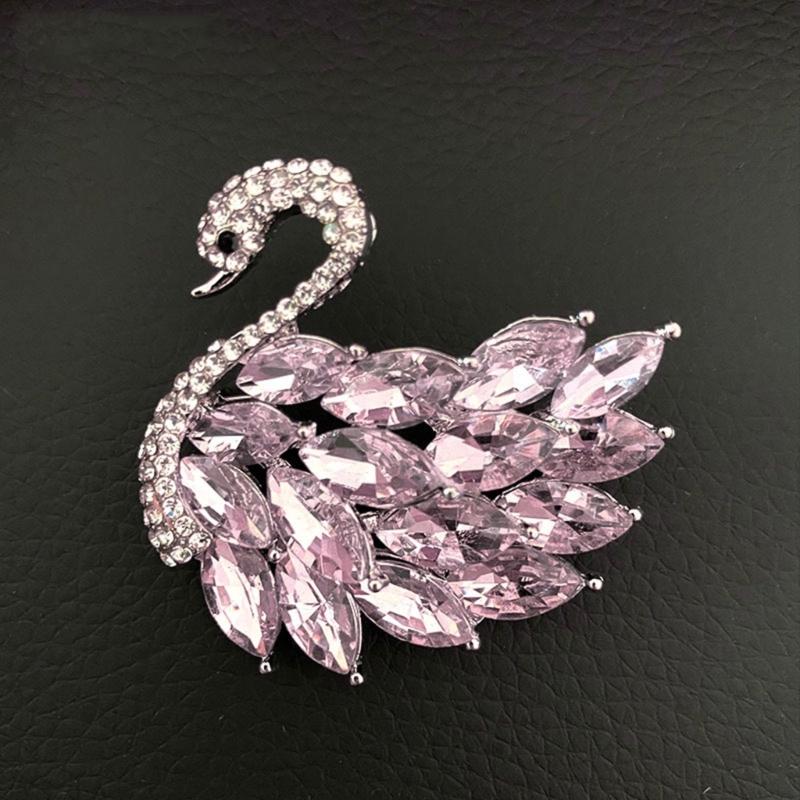 Broche de Cisne Fashionável Broche Resistente ao Desbotamento Confortável de Usar Broche Corsage Material de Liga Joia de Tecido para Meninas