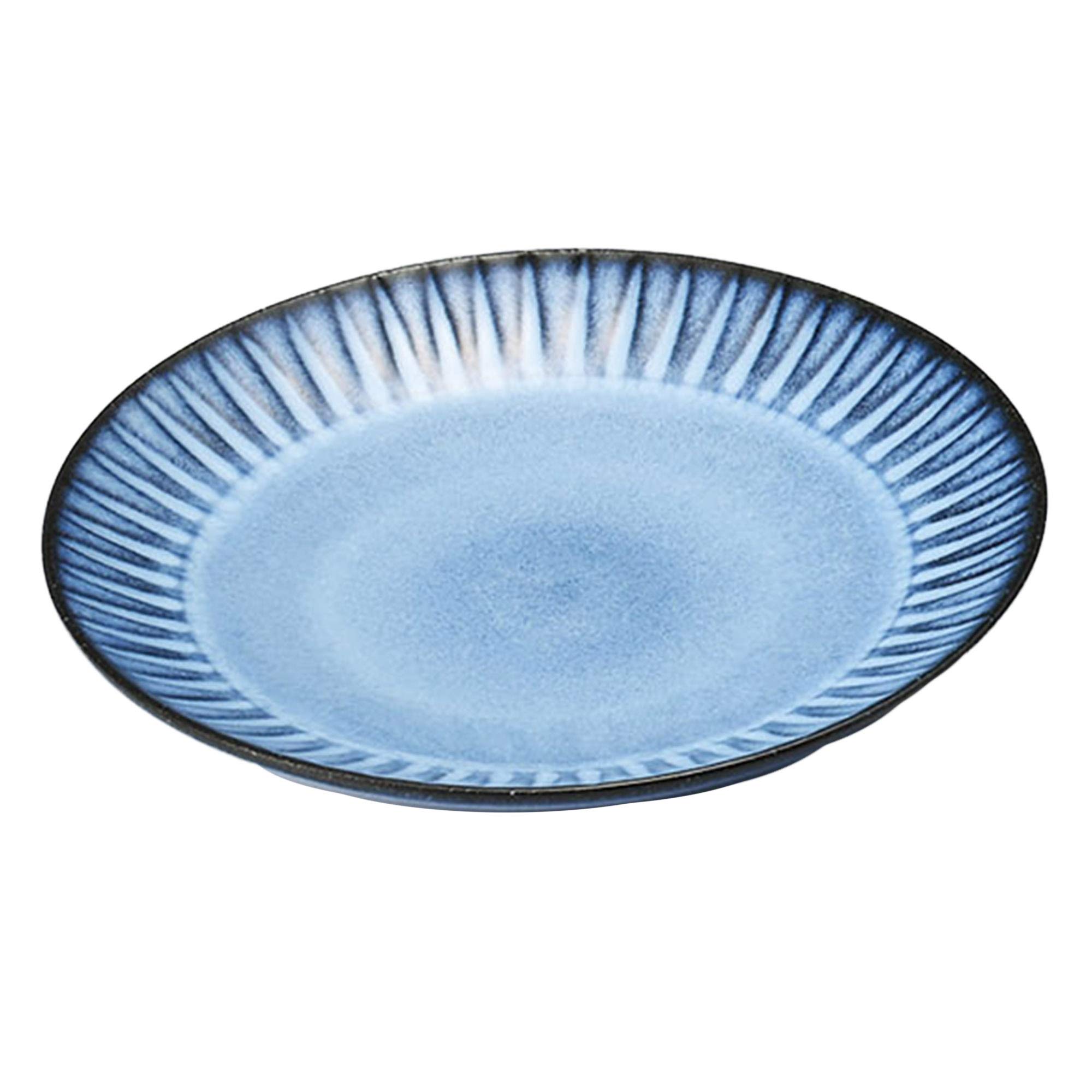 

Hasami ware Rizaemon kiln BLUE carved fruit plate 391163
