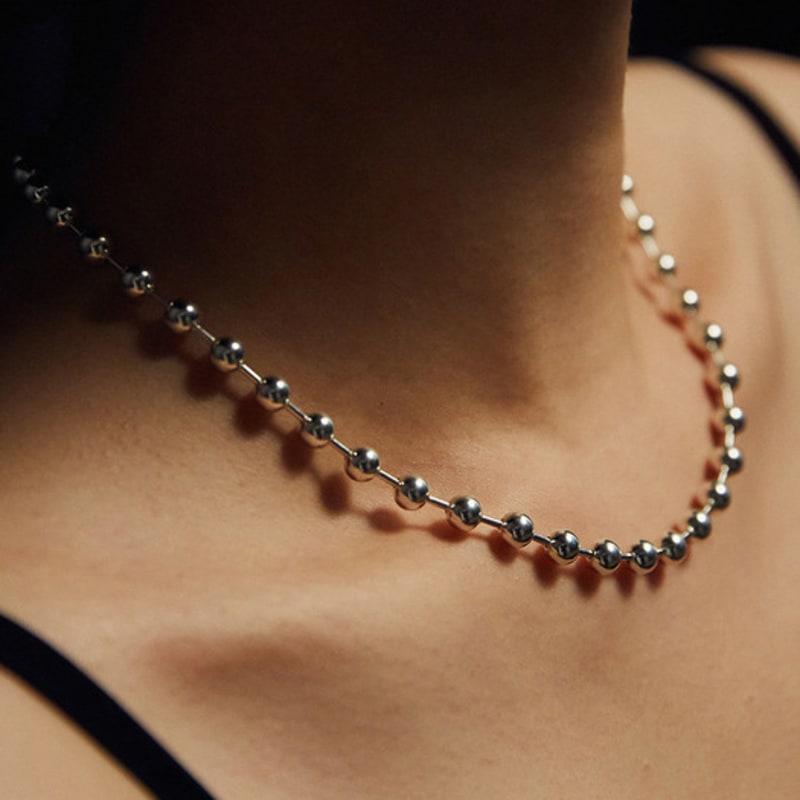 

MUHWA dots chain necklace free