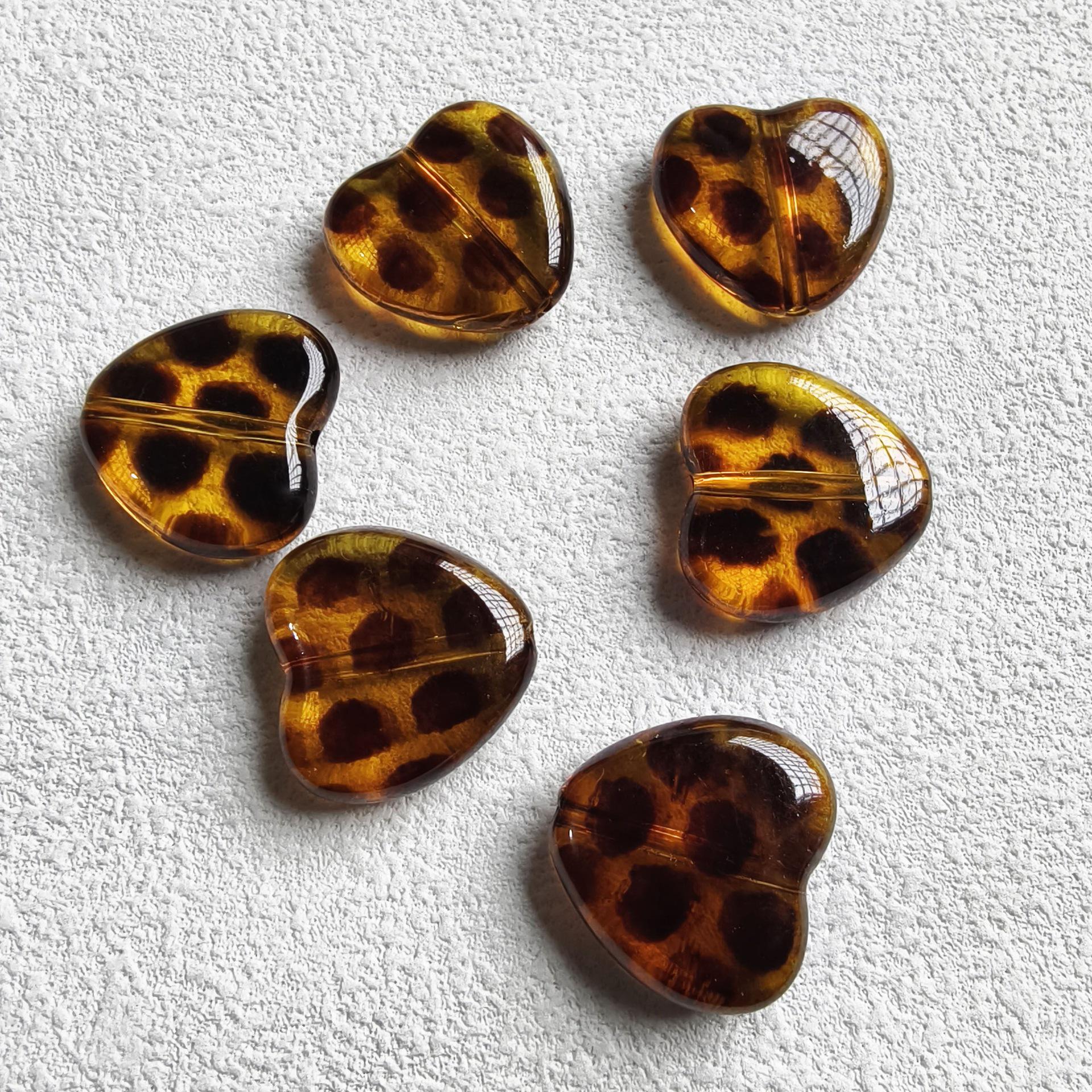 Прозрачный Акрил Имитация Янтаря Леопардовый Принт Сердце Бусины Материал для Бижутерии